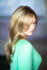 Read more about the article Caring For Long Synthetic Wigs