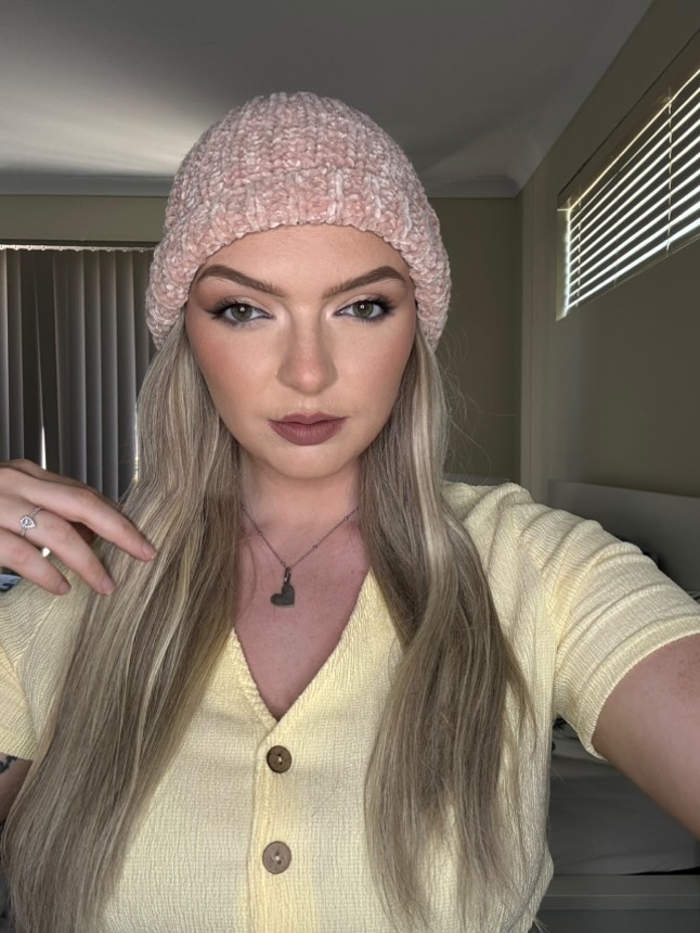 Ellie Hat hair 1